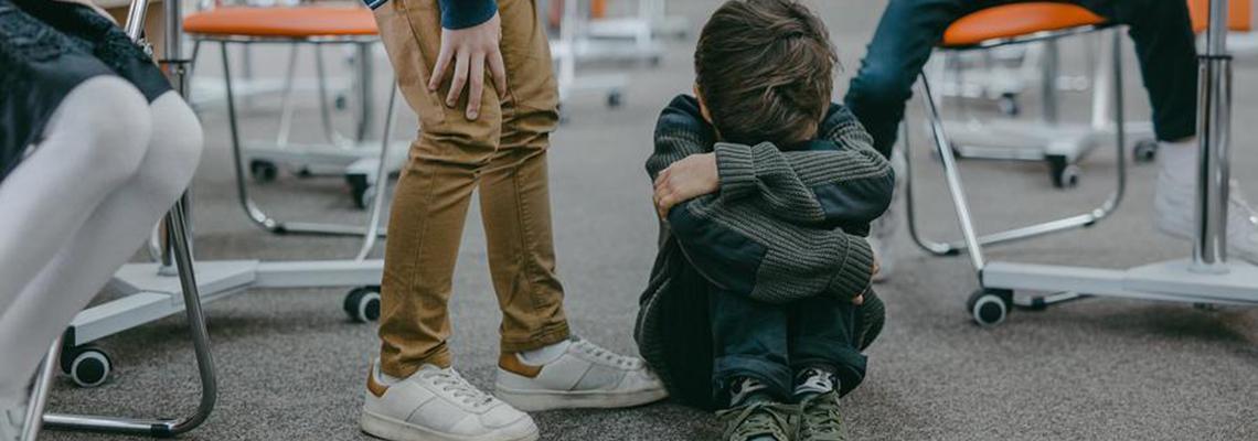 Combatting bullying in schools: a new telephone helpline