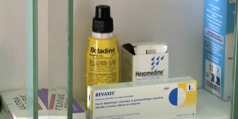 Comment bien remplir son armoire à pharmacie