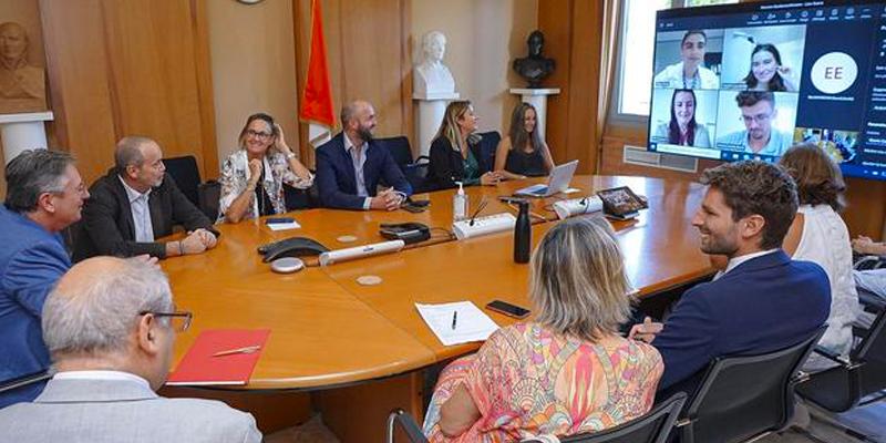 Christophe Robino à la rencontre des étudiants en médecine